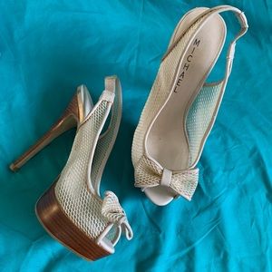 Michael Tenley Lace Platform Stiletto: Size 8